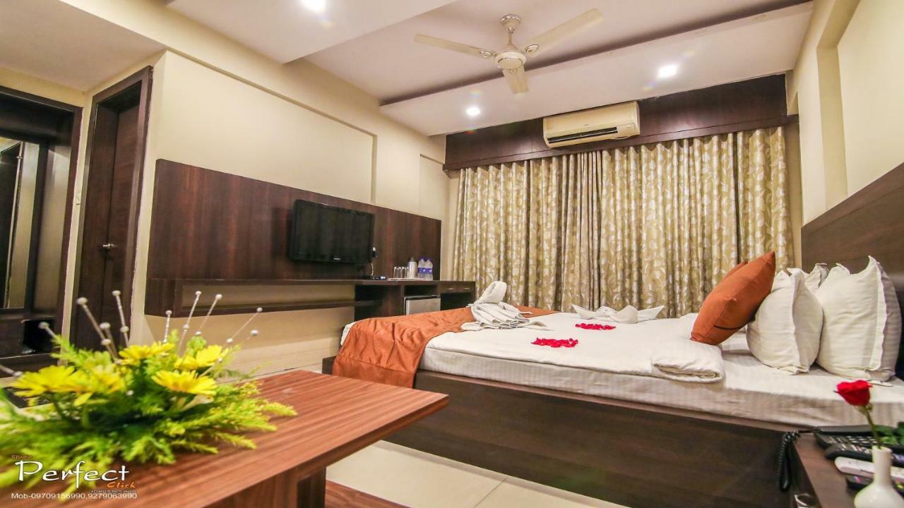 The Mahal Inn Jamshedpur Exteriör bild